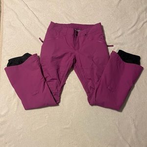 Burton dry ride (womens) size Medium snowboarding pants.